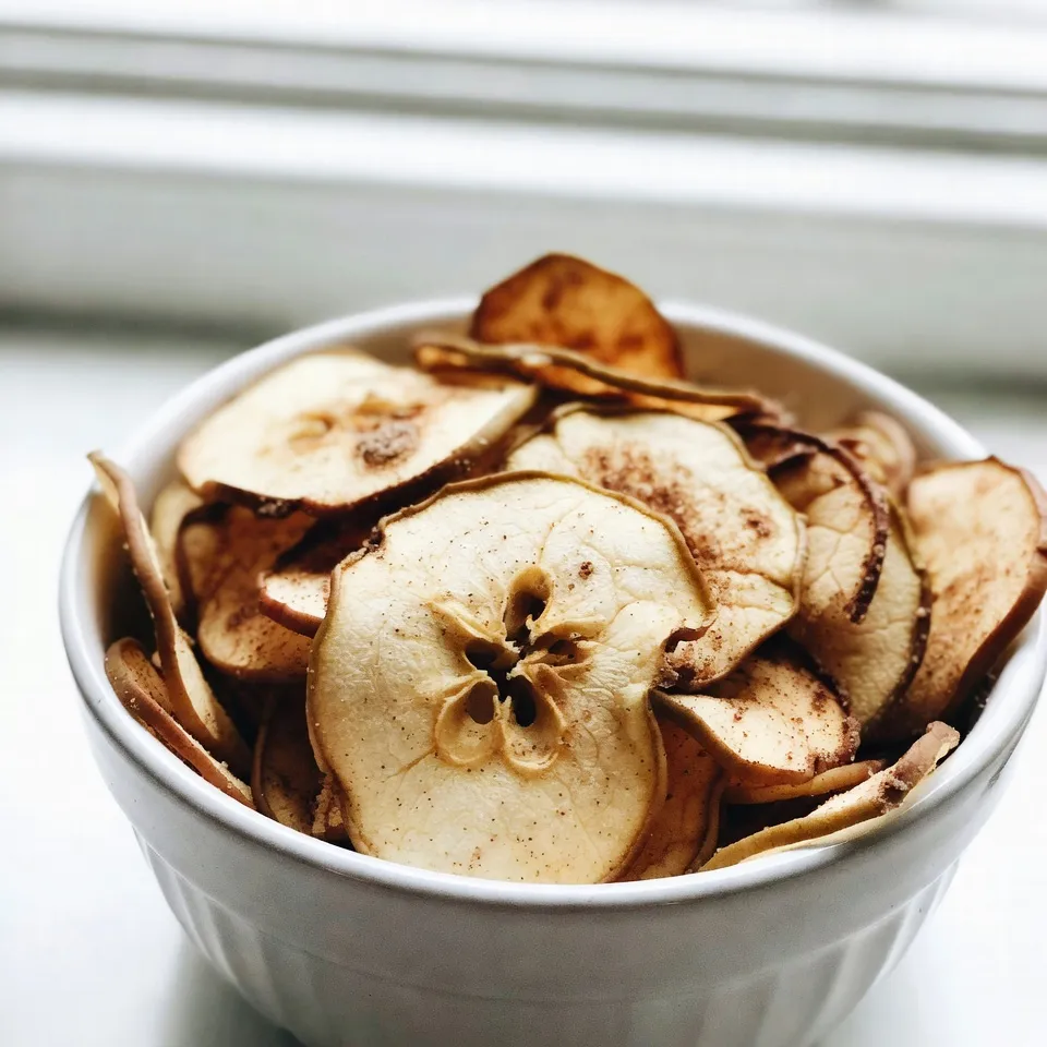 Cinnamon Sugar Apple Chips Crispy and Tasty Snack